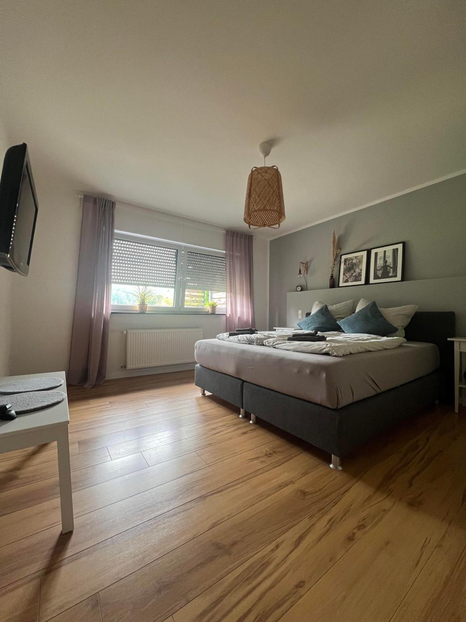 Moderne Familienfreundliche Wohnung Am Waldrand Von Pruem Mit Terrasse Экстерьер фото